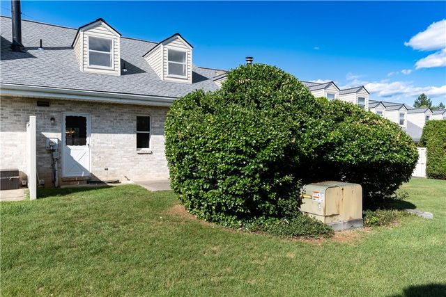 168 Springhouse Road, Allentown City, PA 18104