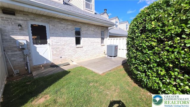 168 Springhouse Road, Allentown City, PA 18104