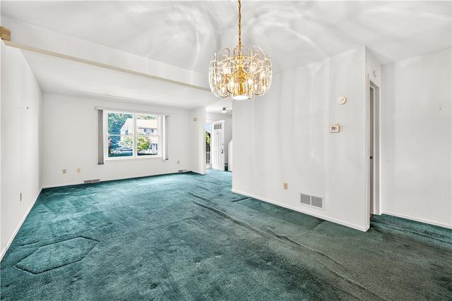 168 Springhouse Road, Allentown City, PA 18104