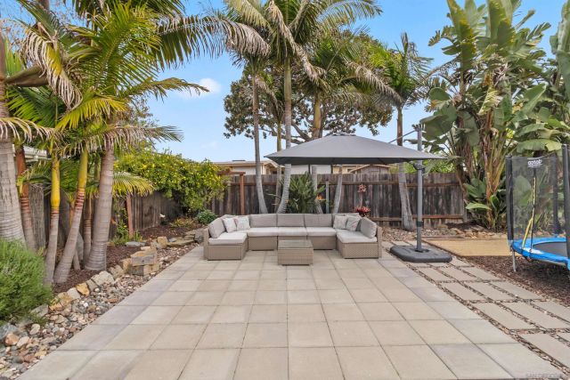 823 La Salina Pl, Oceanside, CA 92054