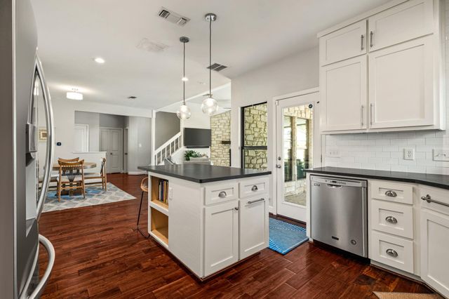 5205 Wheeler Branch CIR, Austin, TX 78749