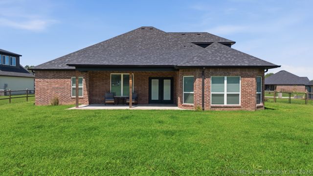 817 N 24th Street, Collinsville, OK 74021