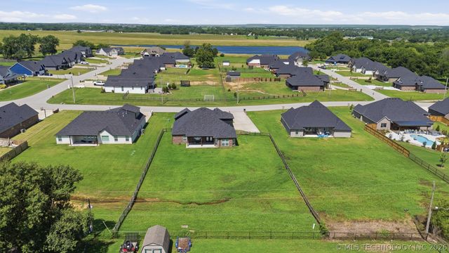 817 N 24th Street, Collinsville, OK 74021