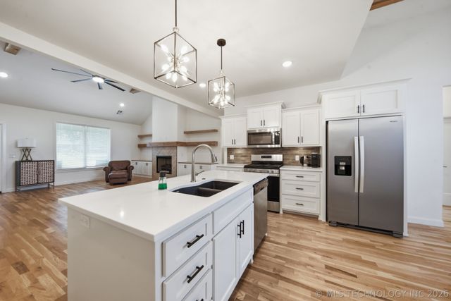 817 N 24th Street, Collinsville, OK 74021