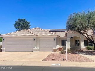6746 W Columbine Drive, Peoria, AZ 85381
