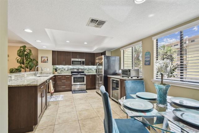 511 SANDY HOOK ROAD, Treasure Island, FL 33706