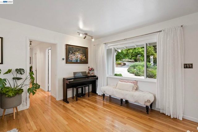 656 La Vista Rd, Walnut Creek, CA 94598