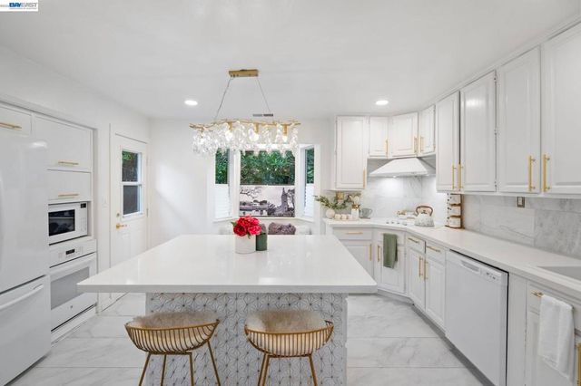 656 La Vista Rd, Walnut Creek, CA 94598