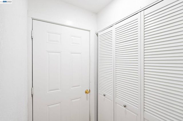 656 La Vista Rd, Walnut Creek, CA 94598