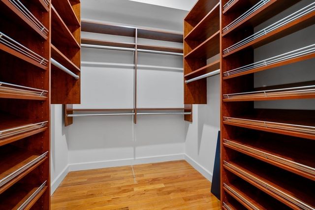 345 W Broadway 9, Boston, MA 02127