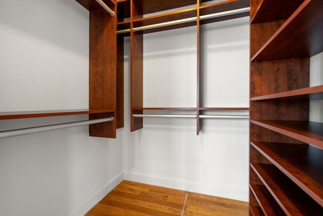 345 W Broadway 9, Boston, MA 02127