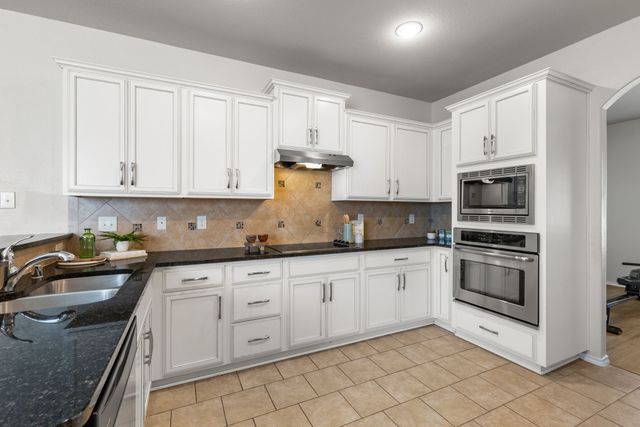 584 Indian Hill Drive, Oak Point, TX 75068