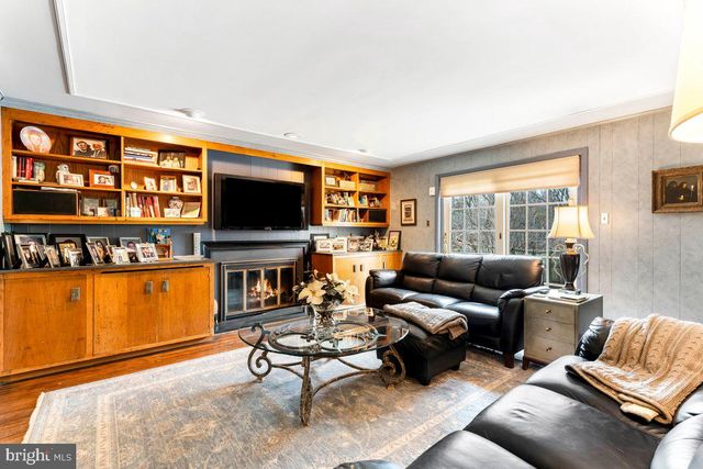 706 SURAL LN, Elkins Park, PA 19027