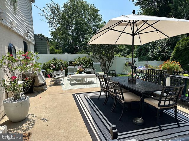 706 SURAL LN, Elkins Park, PA 19027