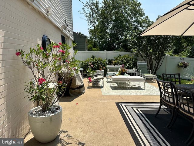 706 SURAL LN, Elkins Park, PA 19027