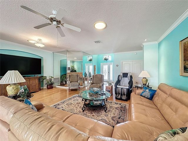 2318 FENTON AVENUE, Clermont, FL 34711