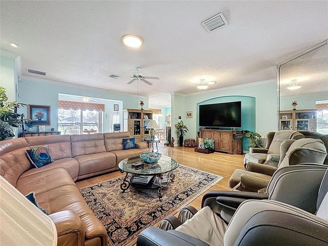 2318 FENTON AVENUE, Clermont, FL 34711