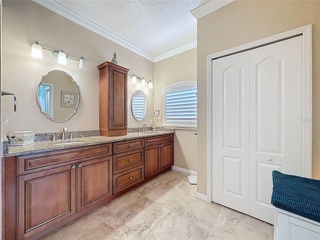 2318 FENTON AVENUE, Clermont, FL 34711