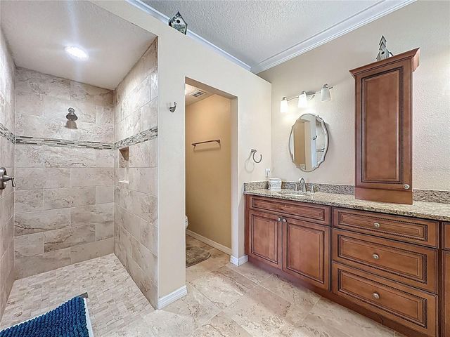 2318 FENTON AVENUE, Clermont, FL 34711