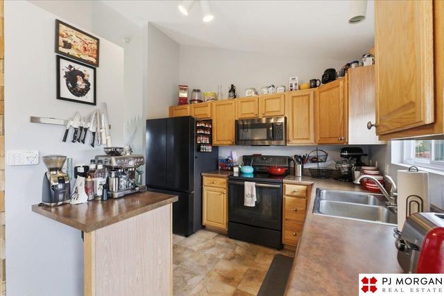 5327 S 194th Street, Omaha, NE 68135