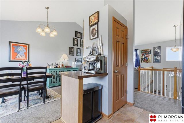 5327 S 194th Street, Omaha, NE 68135