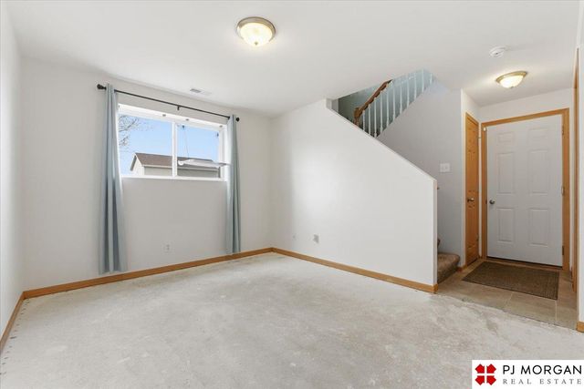 5327 S 194th Street, Omaha, NE 68135