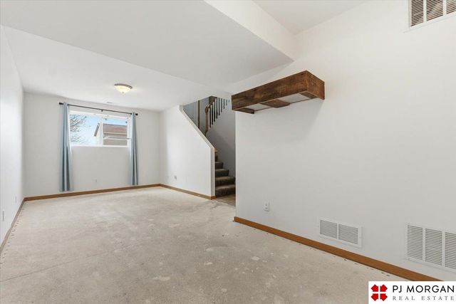 5327 S 194th Street, Omaha, NE 68135