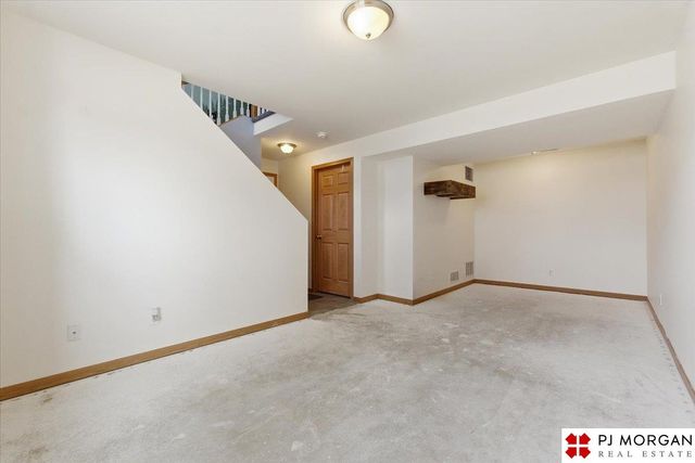 5327 S 194th Street, Omaha, NE 68135