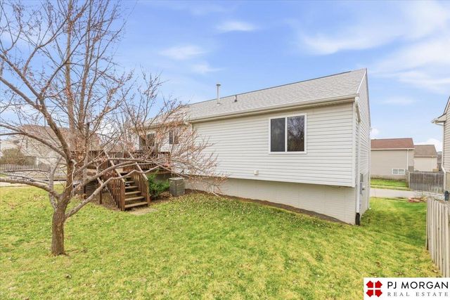 5327 S 194th Street, Omaha, NE 68135