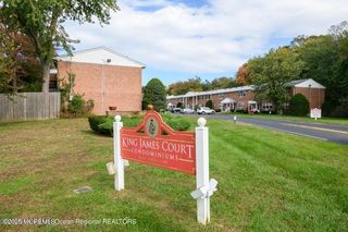 25 King James Lane, Atlantic Highlands, NJ 07716