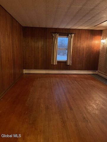 433 County Road 132, Perth, NY 12086