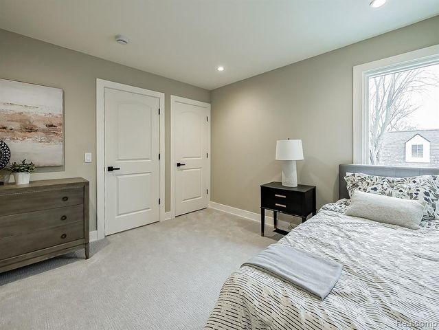 1323 Washington Boulevard, Birmingham, MI 48009