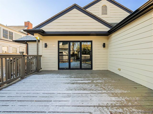 1323 Washington Boulevard, Birmingham, MI 48009