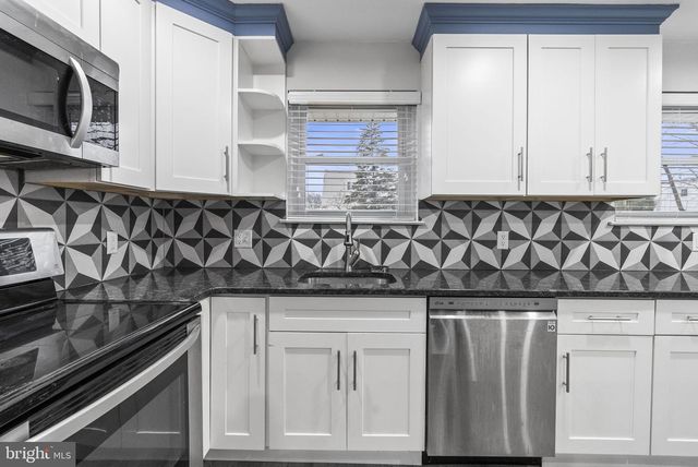 627 NATALIE LN, Norristown, PA 19401