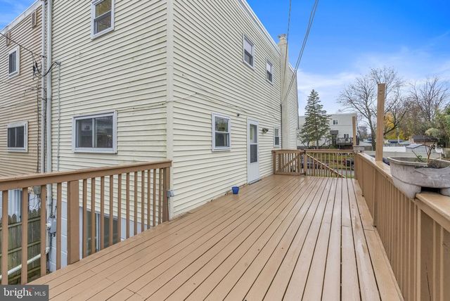 627 NATALIE LN, Norristown, PA 19401