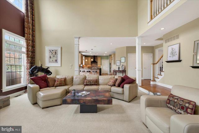104 WHISPER WOOD CT, Newtown, PA 18940