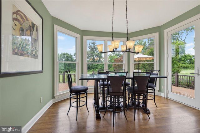 104 WHISPER WOOD CT, Newtown, PA 18940
