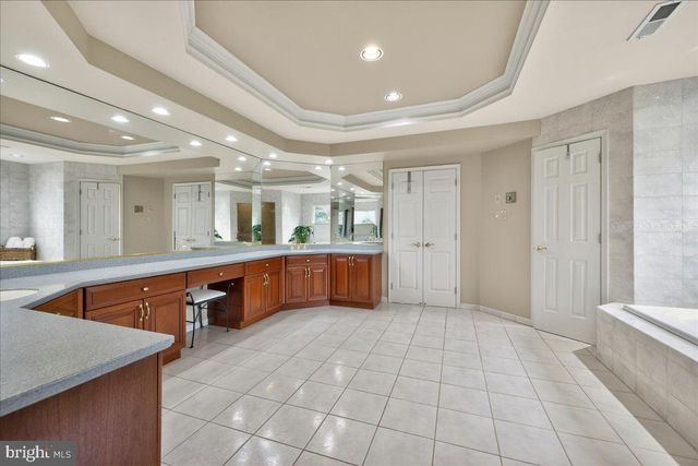 104 WHISPER WOOD CT, Newtown, PA 18940