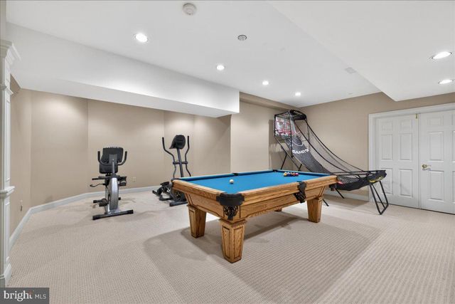 104 WHISPER WOOD CT, Newtown, PA 18940