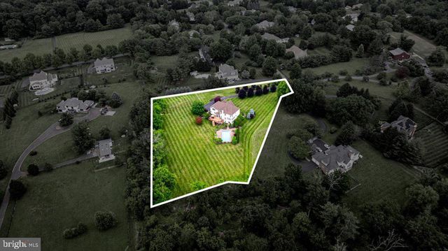 104 WHISPER WOOD CT, Newtown, PA 18940