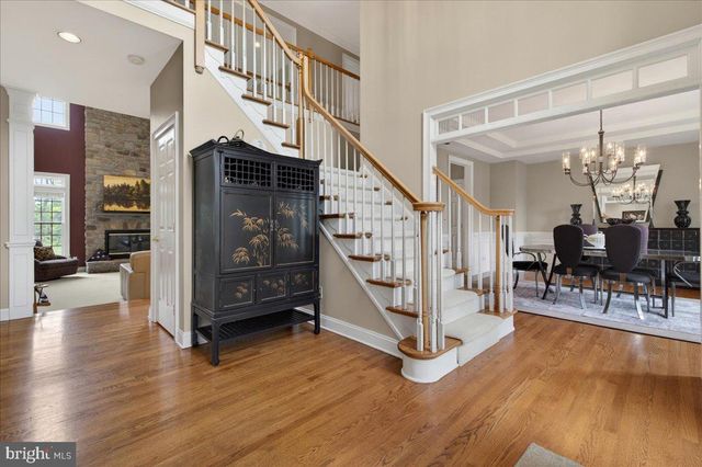 104 WHISPER WOOD CT, Newtown, PA 18940