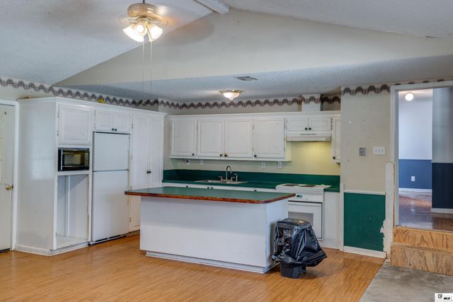 1318 HIGHWAY 130, Winnsboro, LA 71295