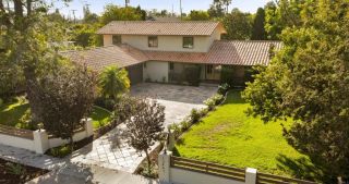 12441 La Bella Dr, North Tustin, CA 92705