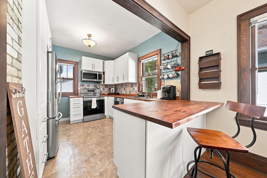 1291 Sherburne Avenue, Saint Paul, MN 55104 — exterior