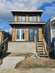 2837 N Ridgeway Avenue, Chicago, IL 60618
