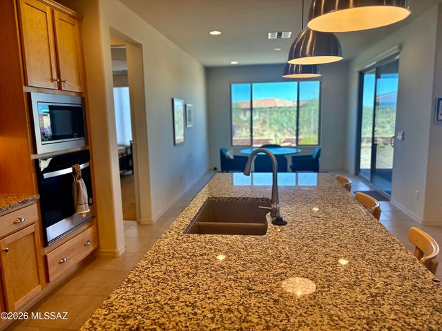 8201 S Sonoran Oak Drive, Tucson, AZ 85747