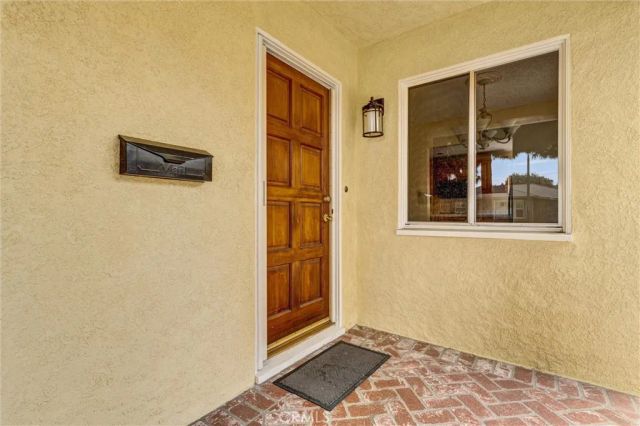 4818 Premiere Avenue, Long Beach, CA 90808