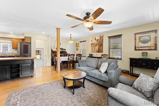 1515 Madison Avenue, Edwardsville, IL 62025