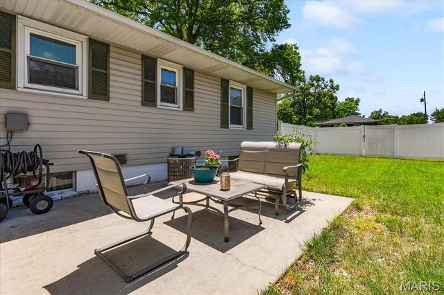 1515 Madison Avenue, Edwardsville, IL 62025