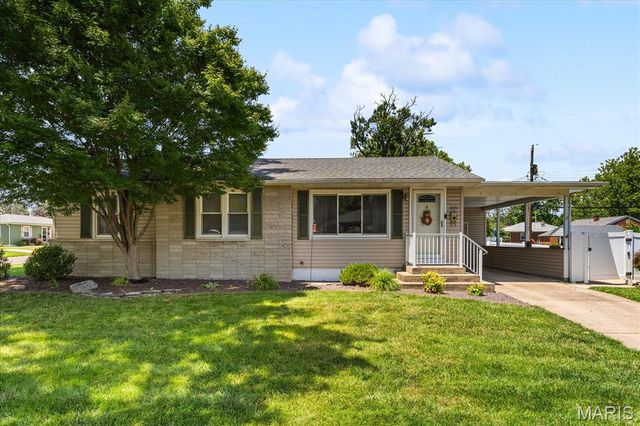 1515 Madison Avenue, Edwardsville, IL 62025